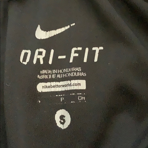 Men’s Black Nike Athletic Shorts - Picture 2 of 2